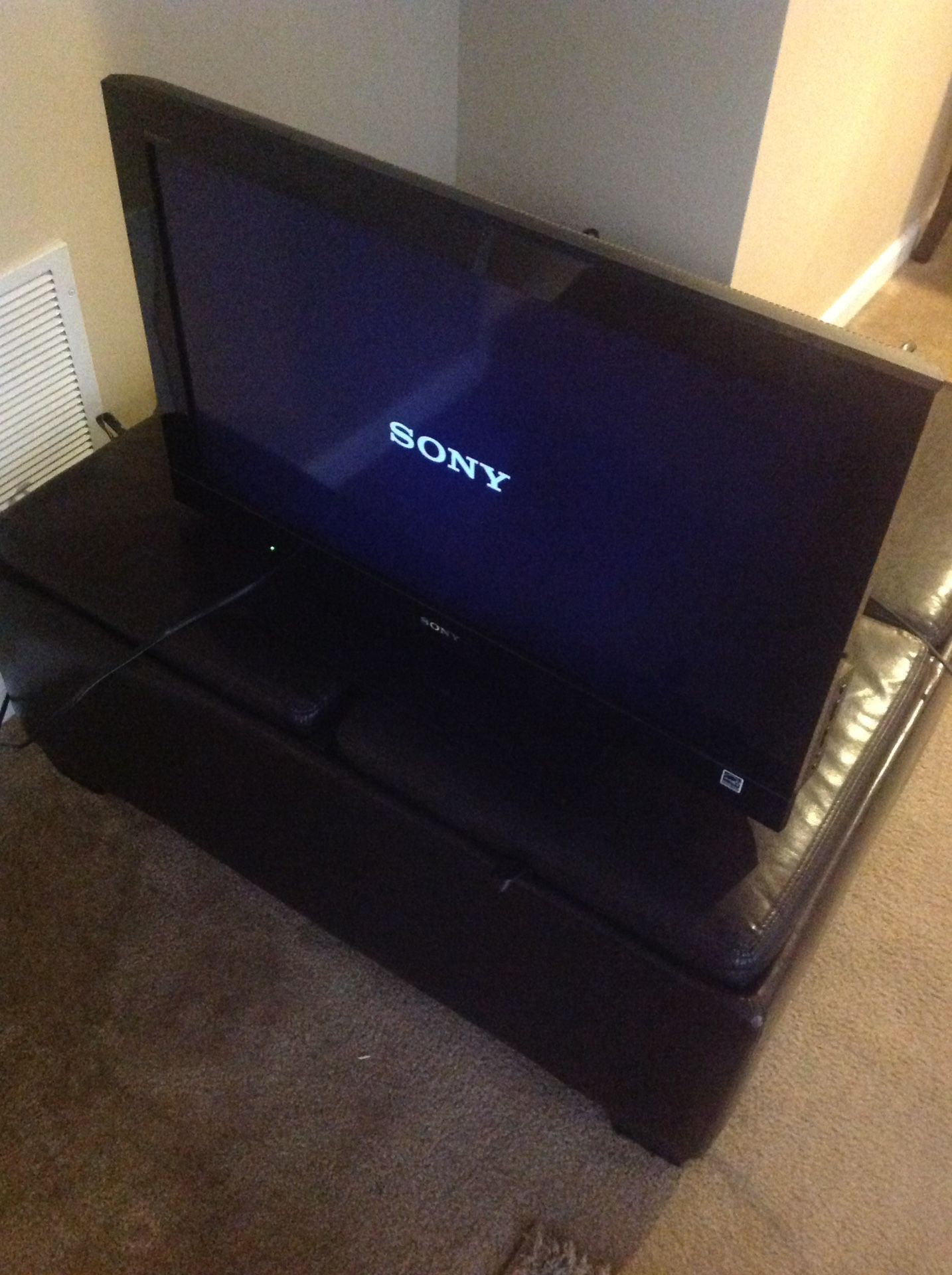 Sony 42" TV (Deal‼️)