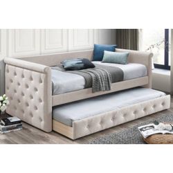 Beige Daybed With Trundle 