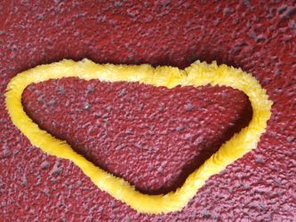 Lei's, Brand New. 8 Dozen=96