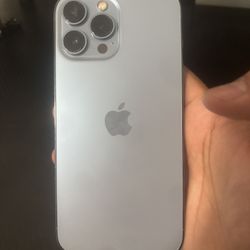 iPhone 13 Pro Max - 256GB - Unlocked 