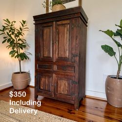 🪵 Solid Wood Wardrobe Armoire / Closet — Free Delivery 🚚