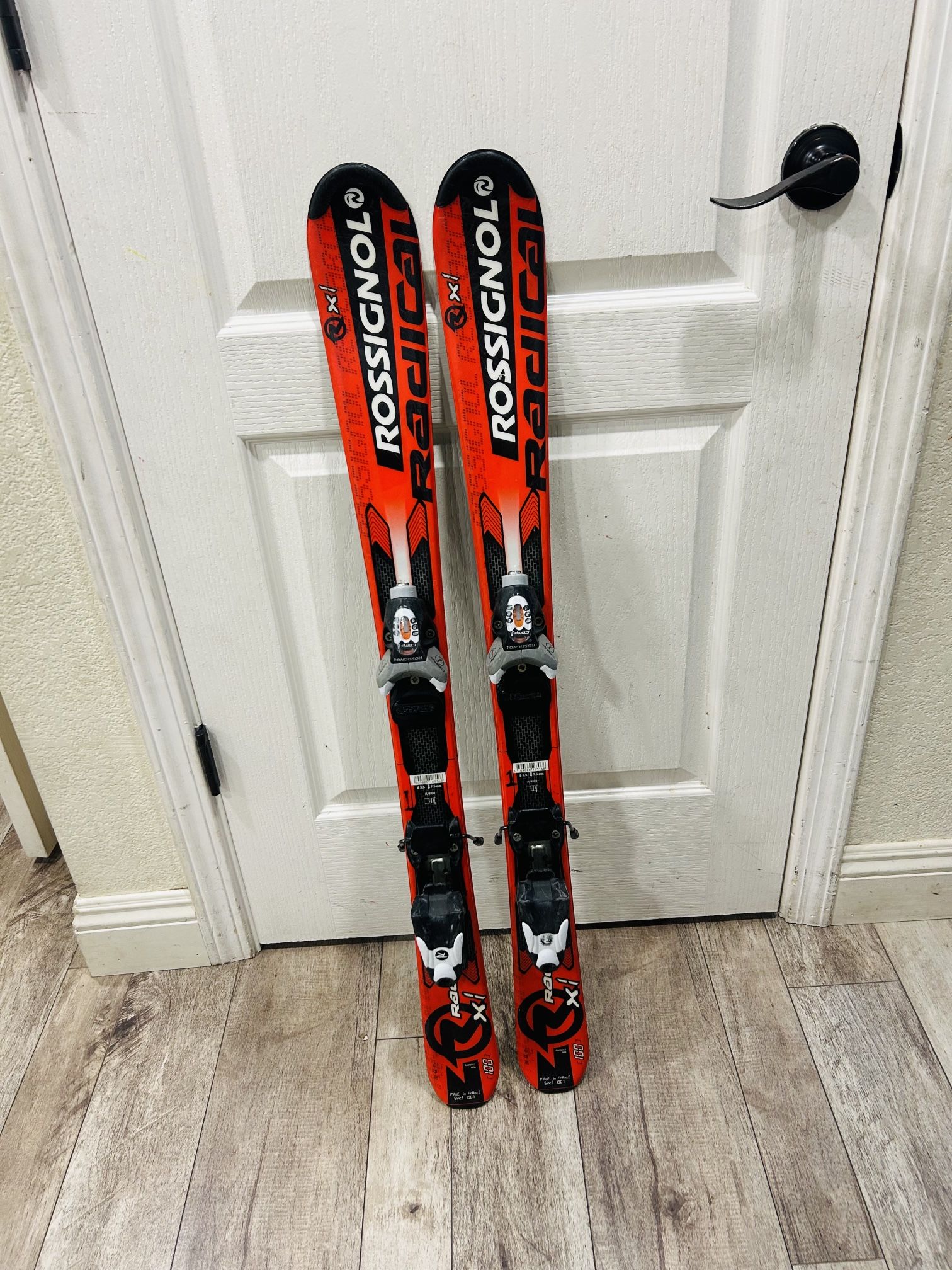 ROSSIGNOL SKIS WITH BINDINGS 100cm