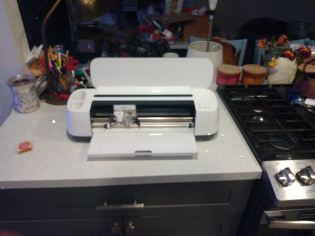 ****CRICUT DEACTIVATED**** MAKER (parts ONLY)