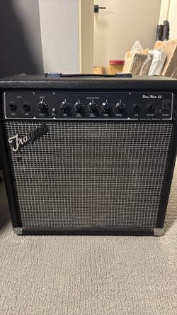 Traynor Bass Mate 25 Electric Bass Amp, Working