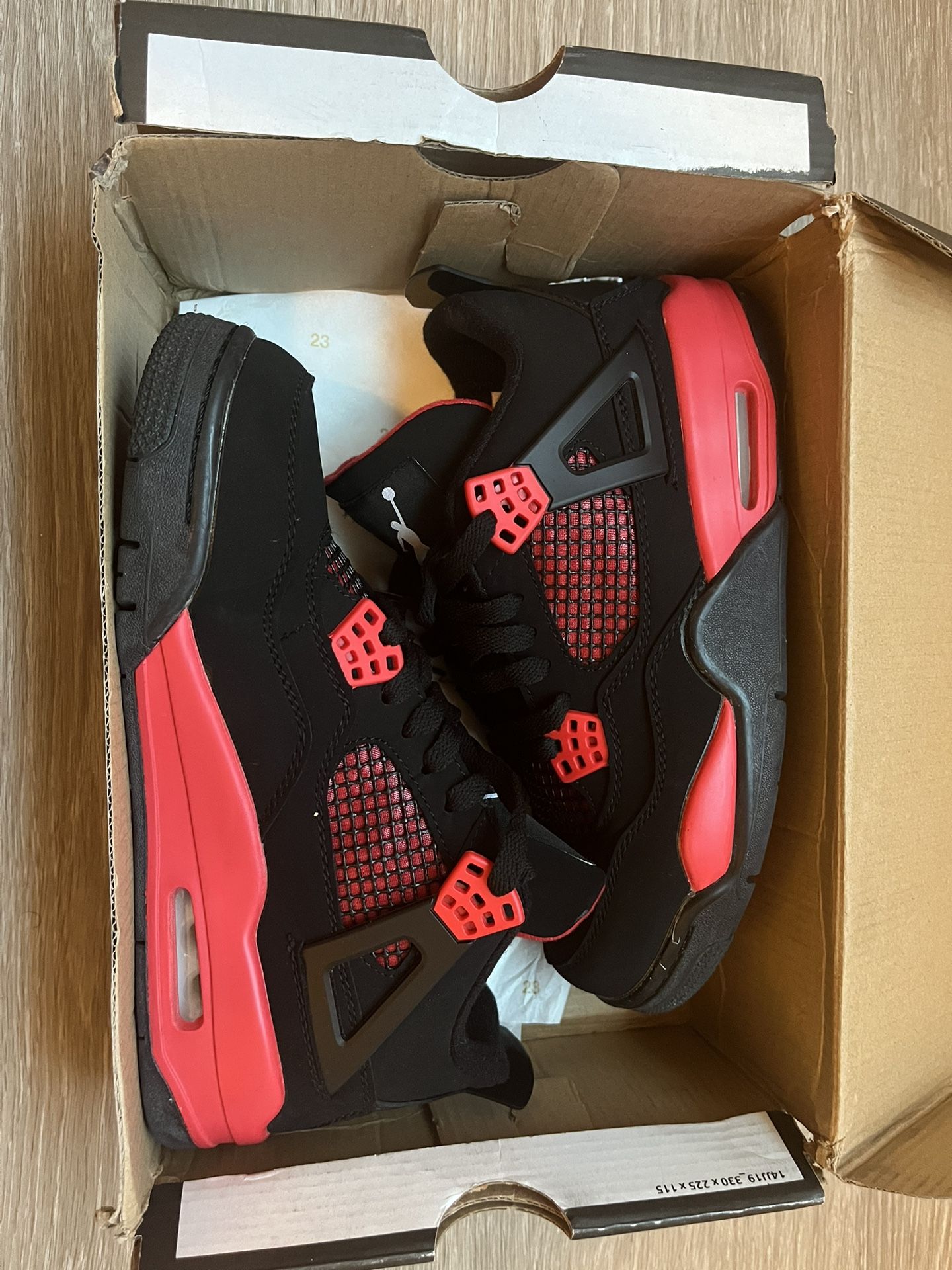 Air Jordan Retro 4