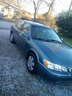 2000 Toyota Camry LE