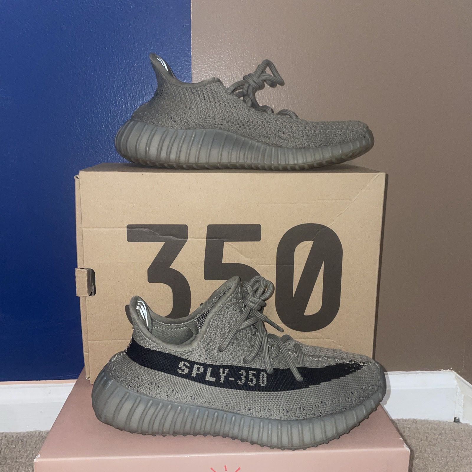 Yeezy 350 Granite (size 6)