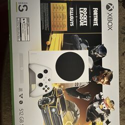 Xbox Series X Gilded Hunter Bundle Brand New Sealed for Sale in
