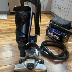 Like New Avalir 2 Kirby With Shampooer