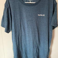 Hurley Men’s Blue T-Shirt Size L Short Sleeve Logo Graphic Casual Tee