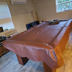 Pool table