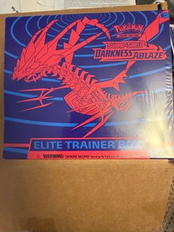 Darkness Ablaze Elite Trainer Box (Swsh Era)