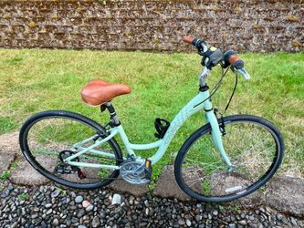 Trek bike 🚲 28”