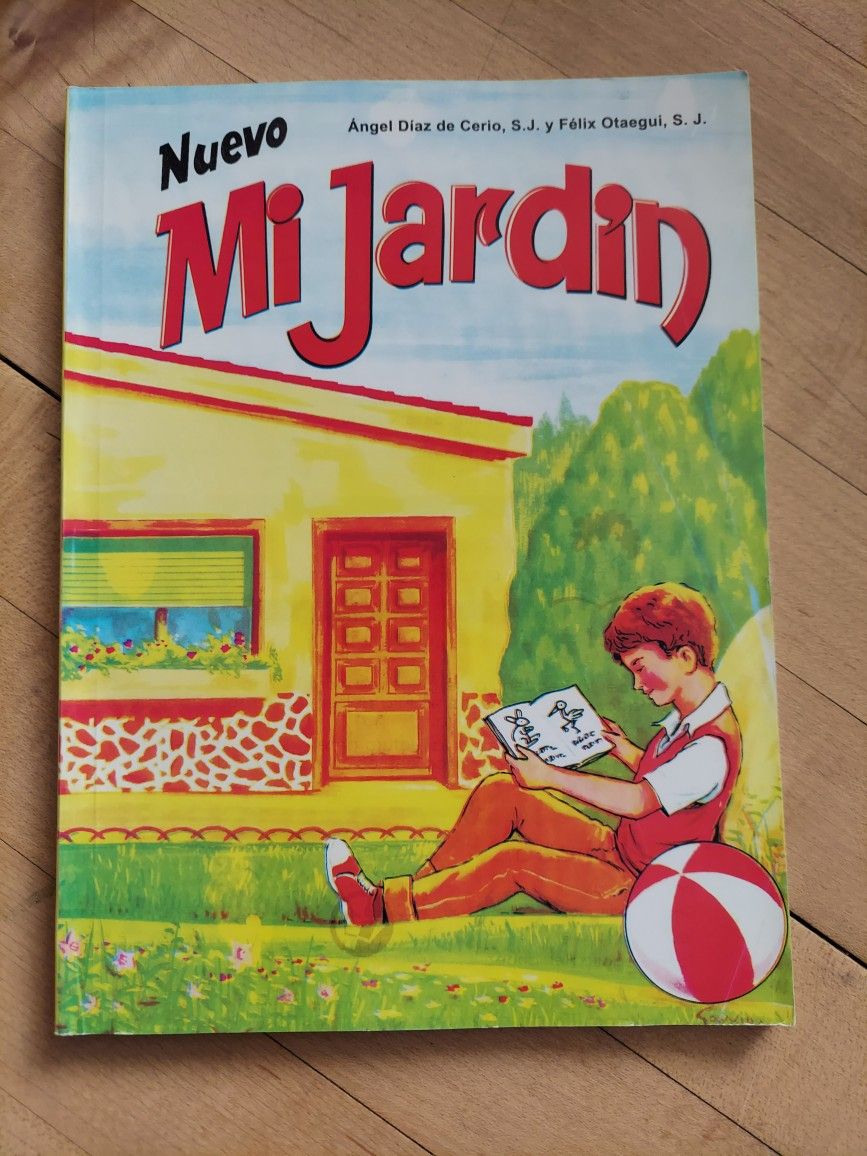 Venezuelan Lear To Read Book