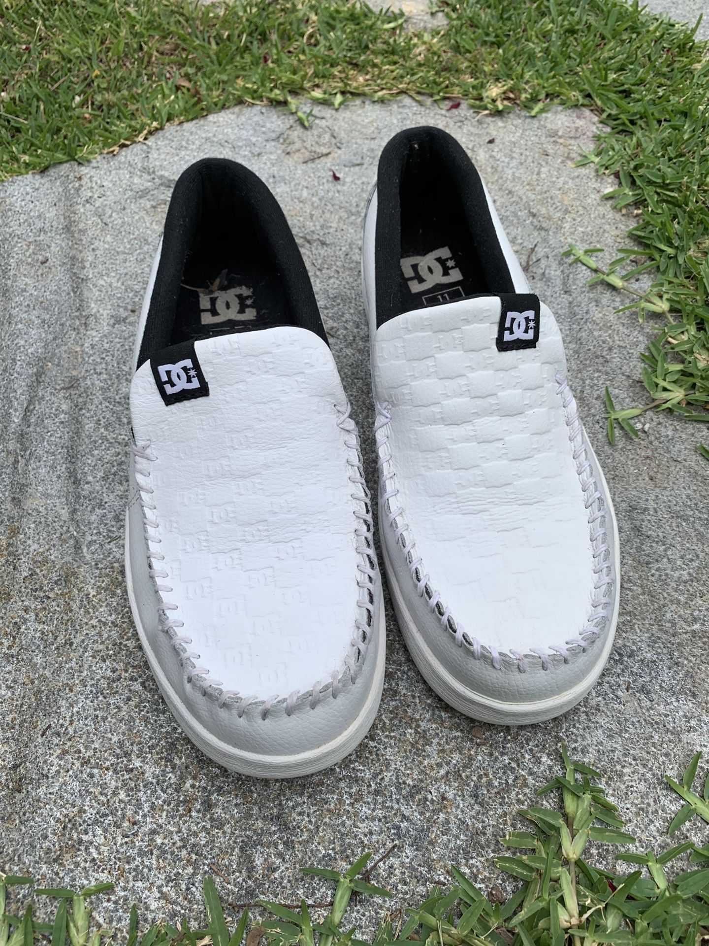 DC Shoes Loafers for Men Size 11. Excellent Condition.