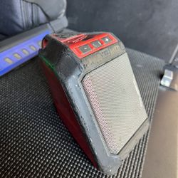 Milwaukee Bluetooth Speaker 