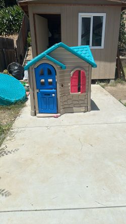 Free play house