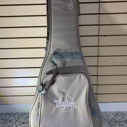 TAYLOR FOR A GS MINI GUITAR 