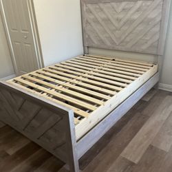 Queen Bedroom Set + Nectar Memory Foam Mattress – Gently Used, Excellent Deal