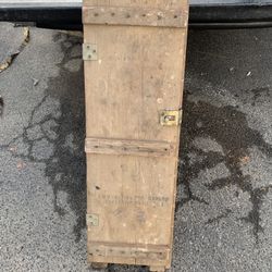 Antique ammunition box 