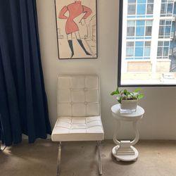 Cute White Wooden Plant Stand/End Table