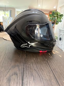 Alpinestar Supertech R10 motorcycle helmet