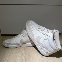Nike Court Vision Mid Shoes Womens Size 7 White & Tan CD5466-106 Basketball Retro