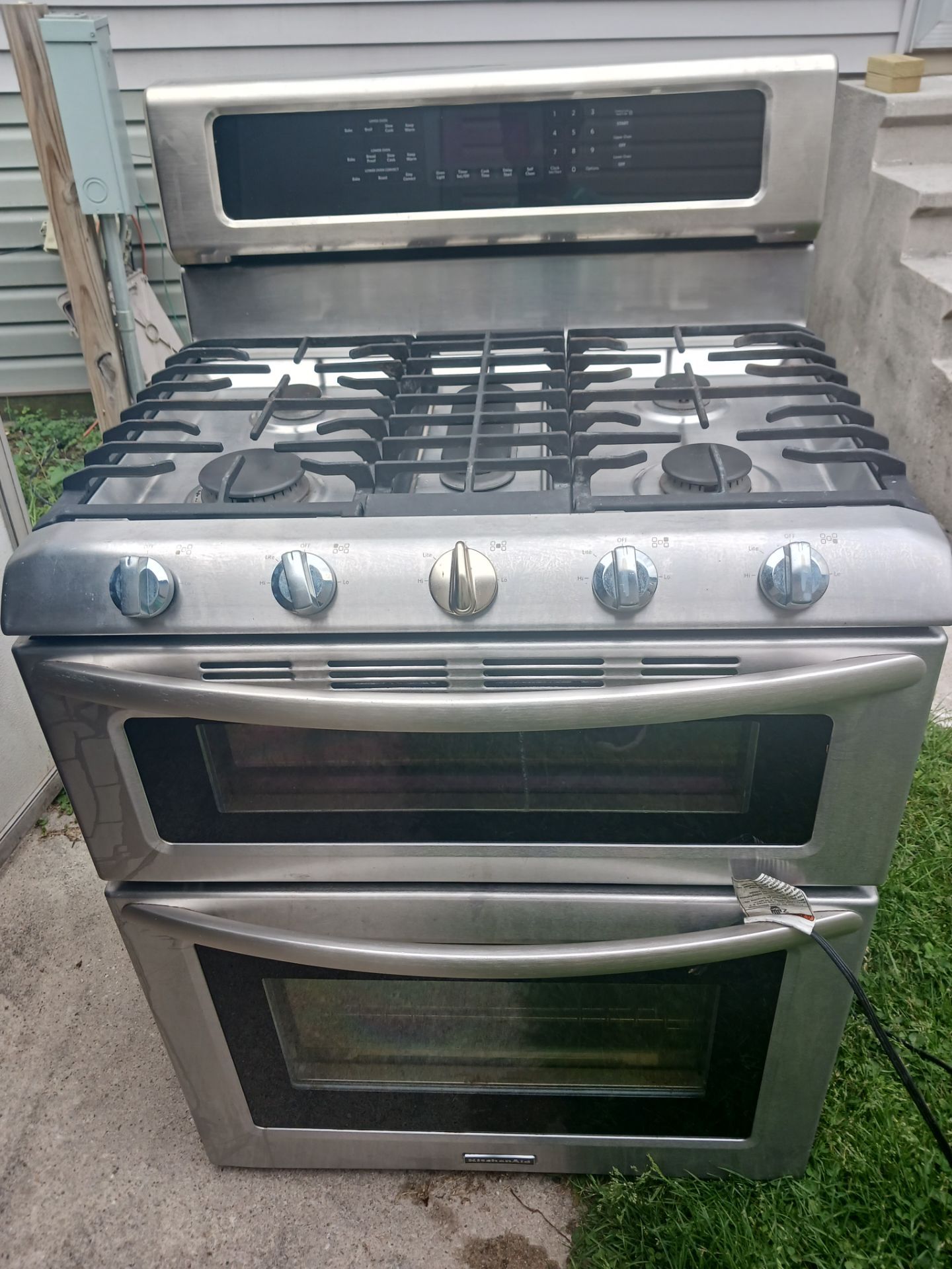 KitchenAid gas stove