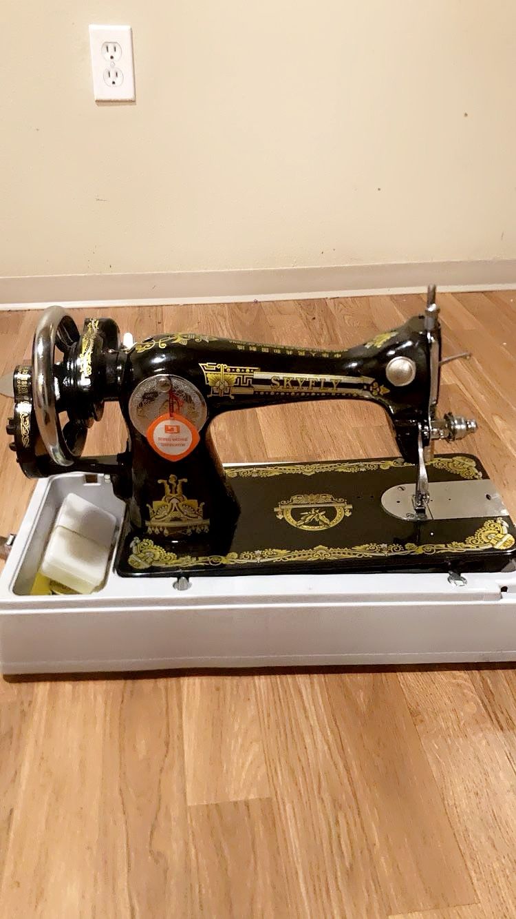 Sky flying Sewing Machine