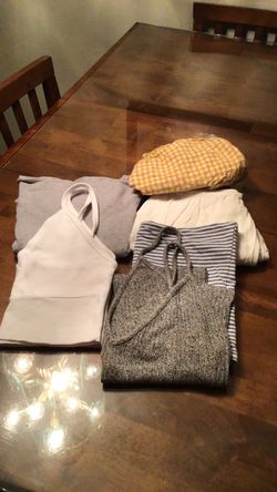 BRANDY MELVILLE SIZE S 6 PIECES $20