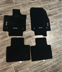 Car floor mats