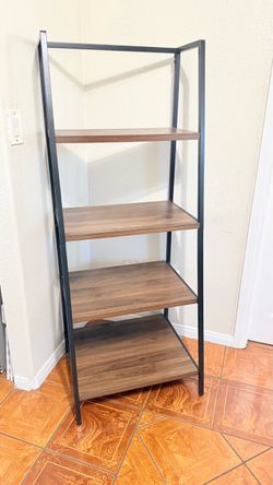 4 tier stand