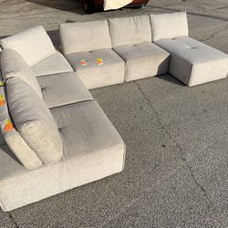 6 Pc Modular Sectional Couch 