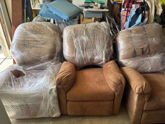 Brown Microfiber Rocker Recliner – Manual Reclining Chair – Excellent Condition