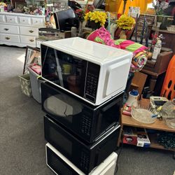 We Have New Insignia Microwave Pick Up N. 76Th St. Milwaukee Or We Can Deliver For A $20 Fee