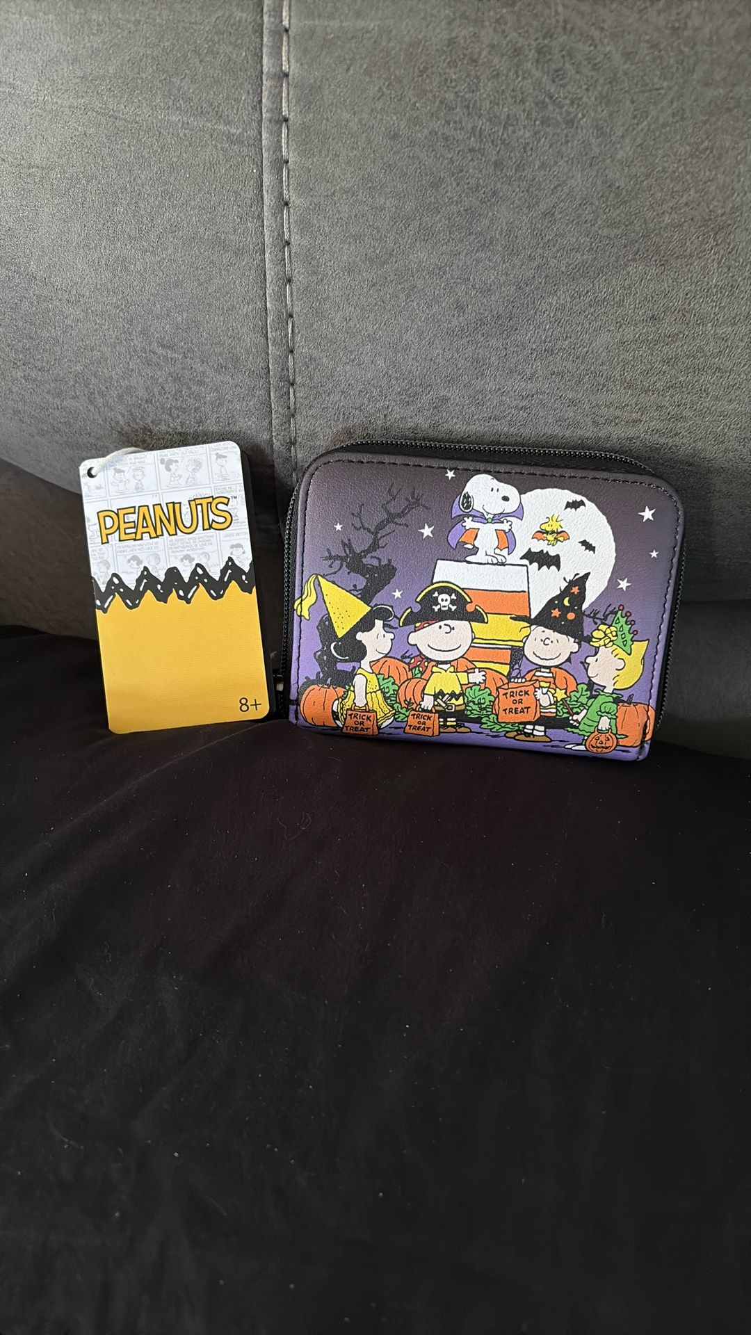 PEANUTS -Charlie Brown Halloween π Loungefly Wallet