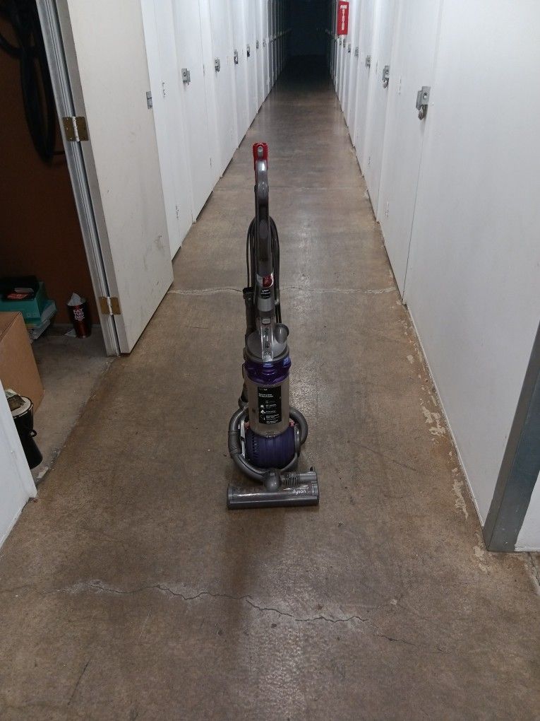 Dyson Vacuum