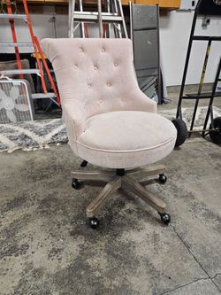 Adjustable office chair