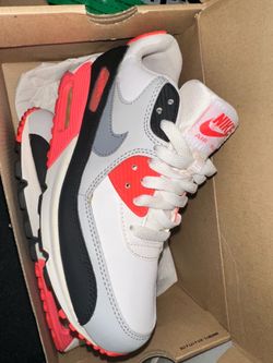 BNIB Nike Air Max 90 sz 6Y