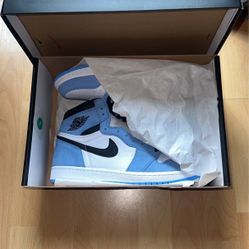 Jordan Retro 1 University Blue