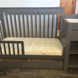 DaVinci Piedmont 4-in-1 and Changer Combo
