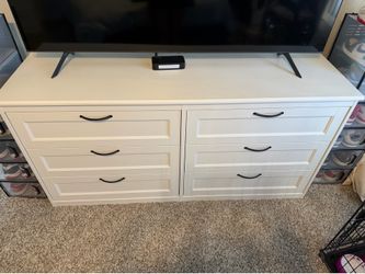 White Dresser Set