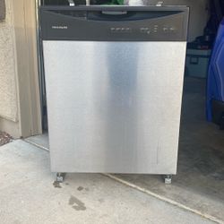 Frigidaire Dish Washer