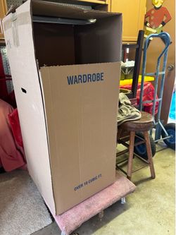 Wardrobe moving boxes