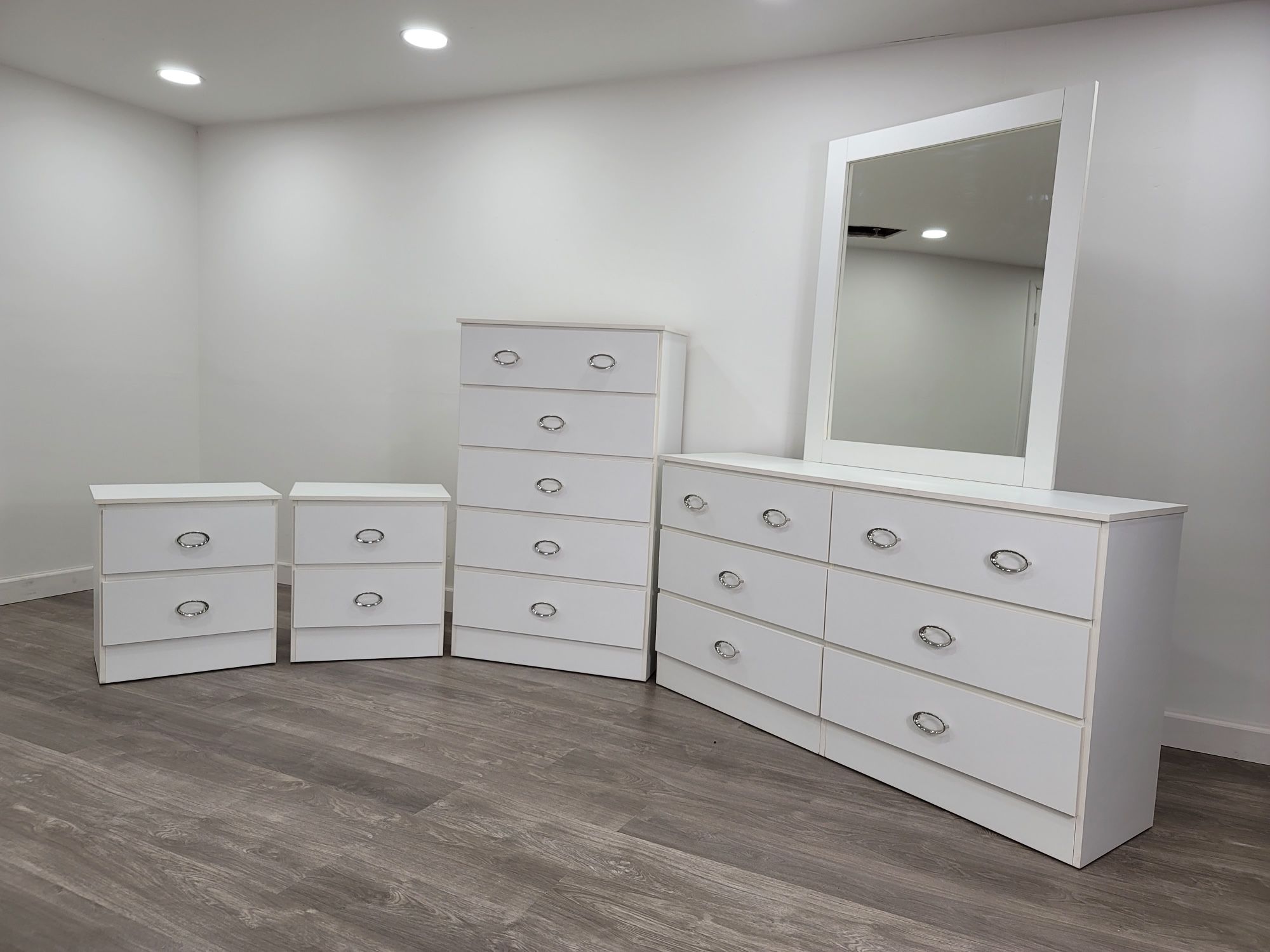 ✨WHITE BEDROOM SET - DRESSER WITH MIRROR, CHEST AND NIGHTSTANDS 