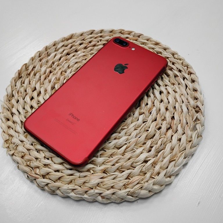 Unlocked Apple iPhone 7 Plus