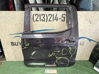 w/dents 2019-2024 CHEVROLET SILVERADO 1500 REAR LEFT DRIVER DOOR OEM AY67927