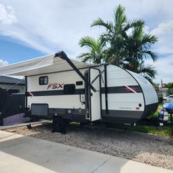 RV Wildwood Forest River 