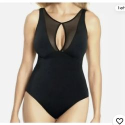 Women’s Swimsuit