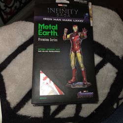 Metal Earth (Steal MODEL Kit) 3D Puzzle